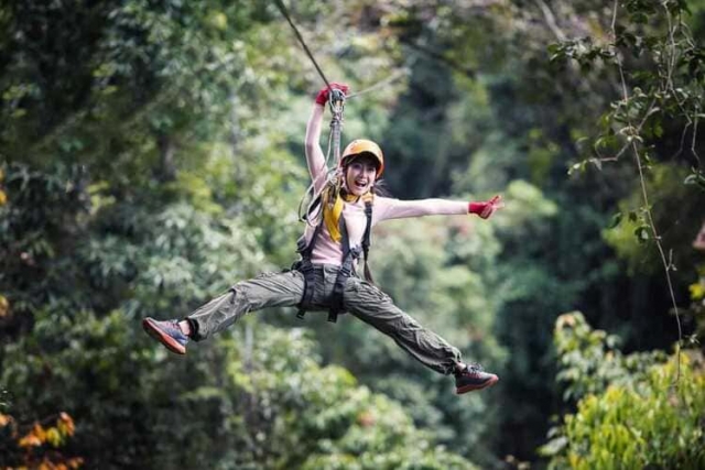 Ziplining_Jamaica_3.jpg